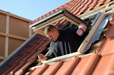 Pose de fenêtres de toit Velux à Cizos